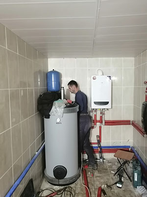 Монтаж инженерной сантехники в котетдже 450м2: Фото 6